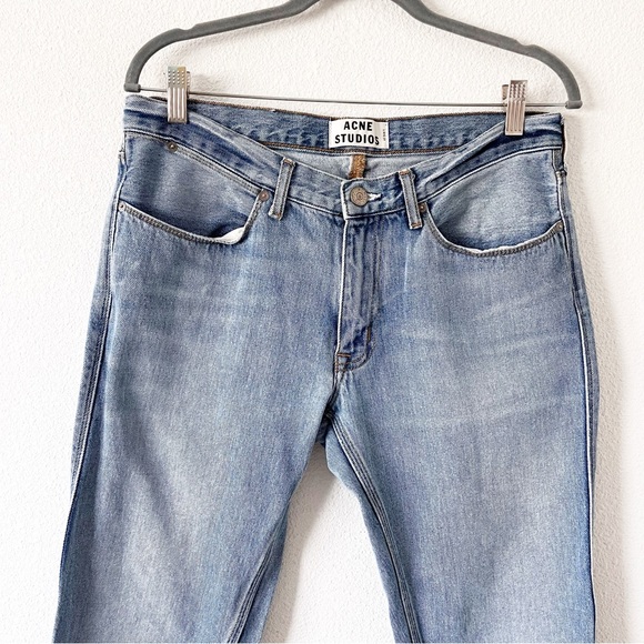 Acne Studios Men’s Max LT Vintage Light Wash Denim Jeans with Raw Hem - Picture 3 of 7